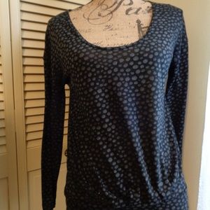 GAP SEMI SHEER U NECK TOP